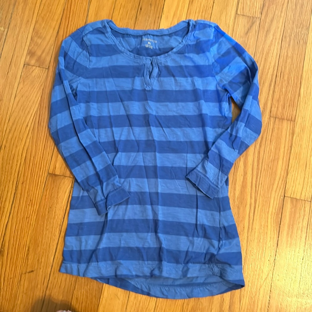 **b2g1** cute 3/4 top